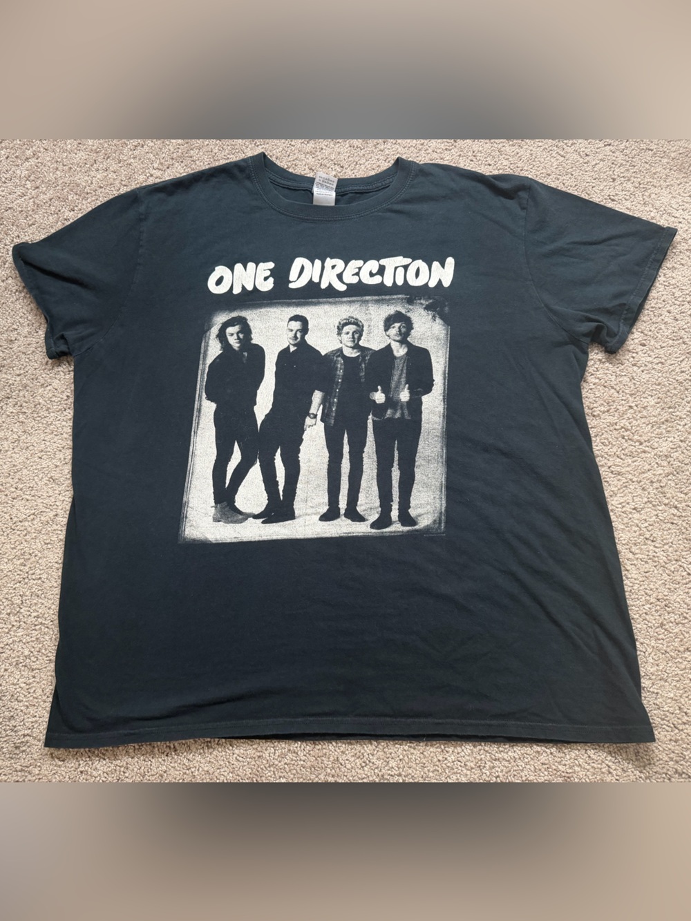 Y2K one direction tee scene emo grunge